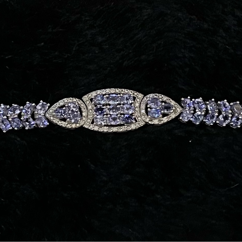 Silver and Tanzanite Bracelet - Picture 2 of 7